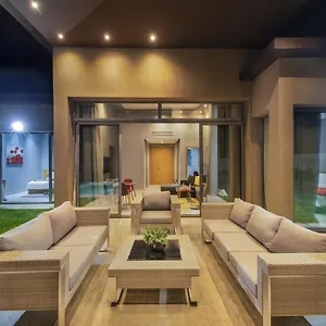 Villa Palms Edge Avec Piscine & Jardin Prives